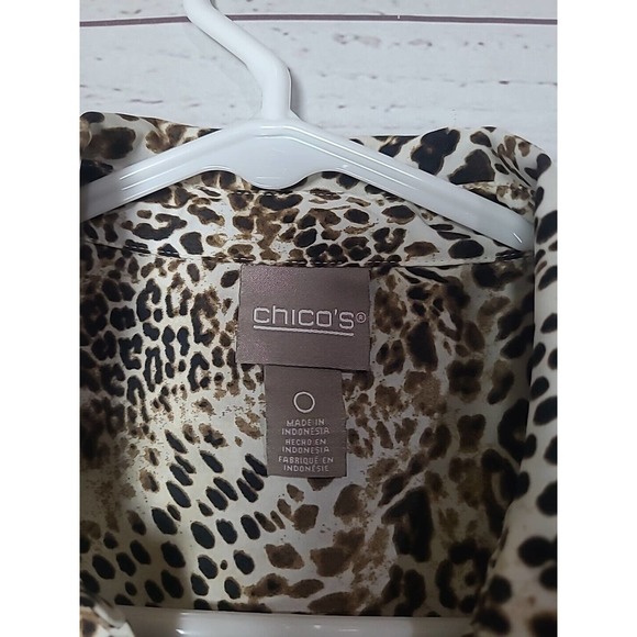 Chico's Tan Black Leopard Print Casual Career Button Down Shirt Womans Size 0 - Picture 4 of 5